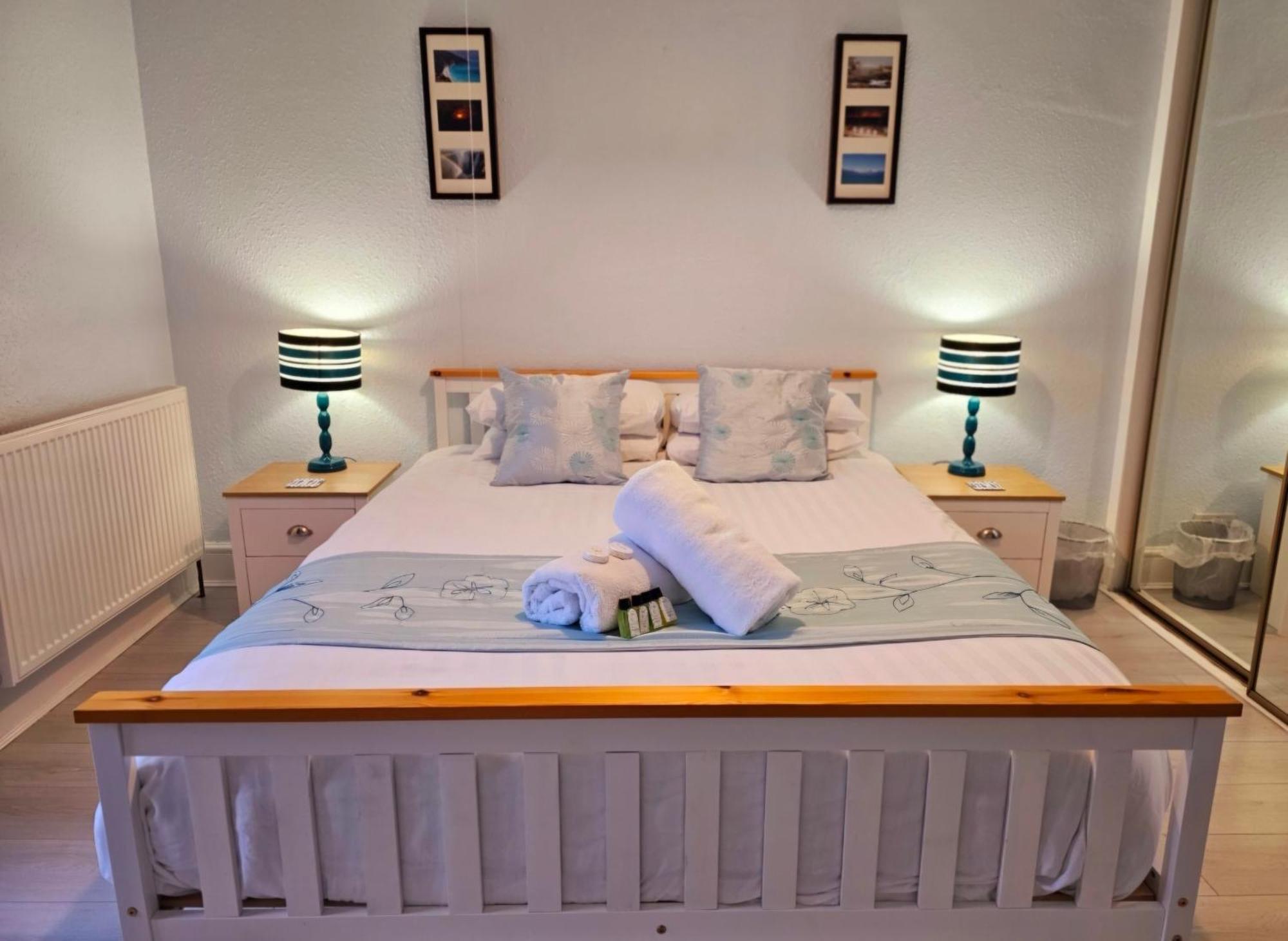 Sea Views, Big 2 Bed Flat Close To Beach & Harbour Илфракомб Екстериор снимка